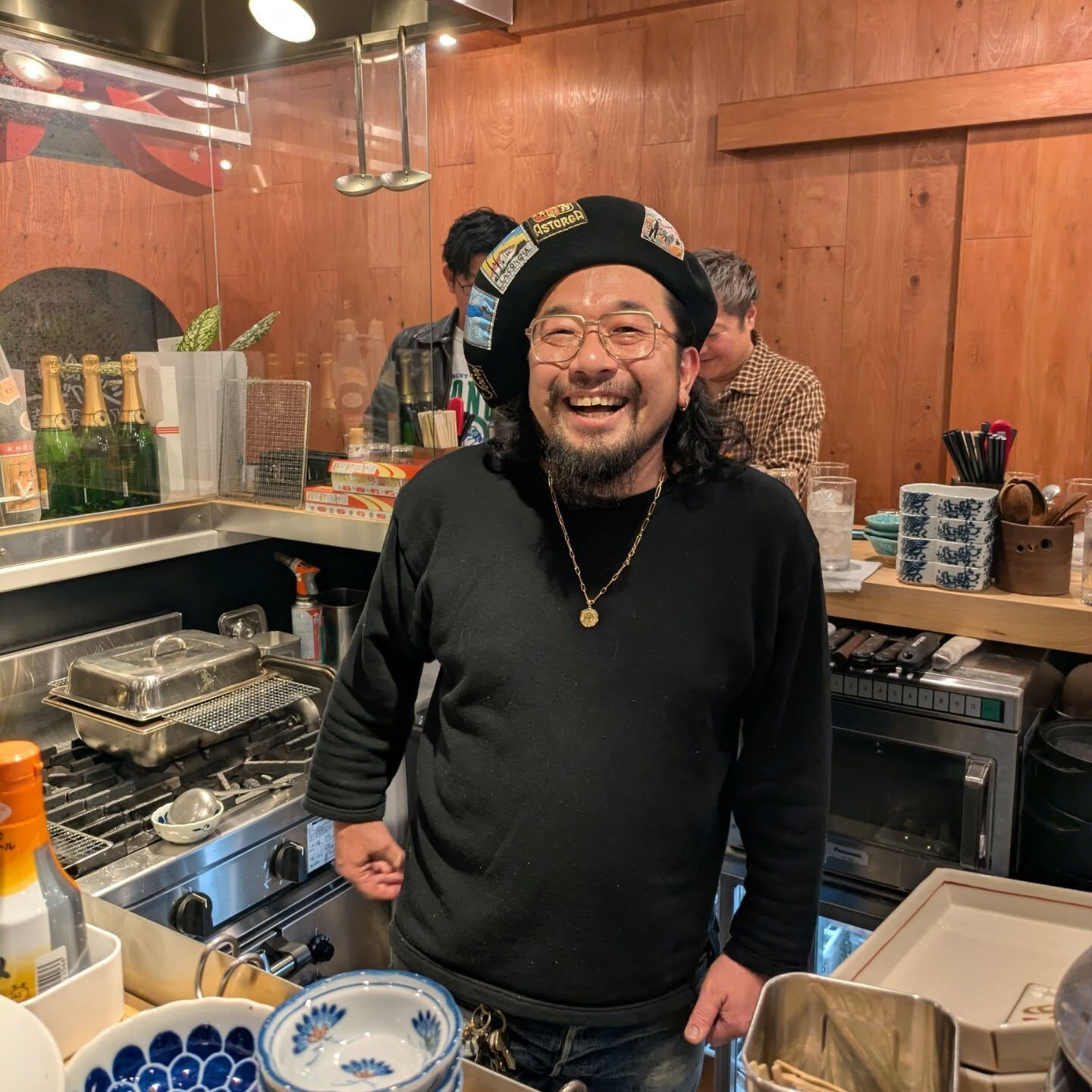ご近所に最近オープンした立ち呑み屋さんにご挨拶して来ました