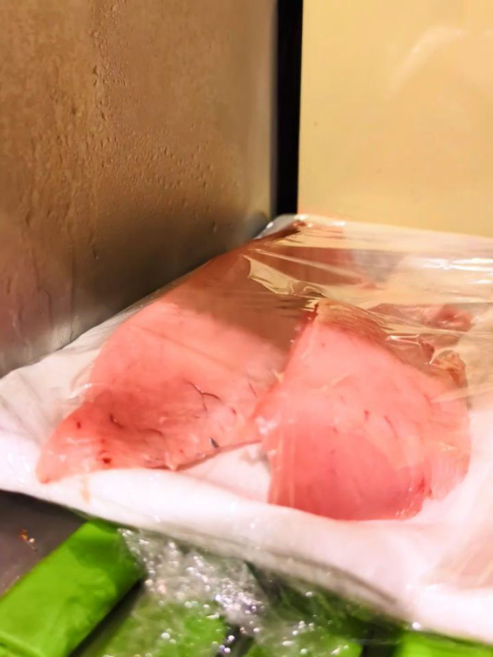 天満にある「東紀州料理　まんぼう家」は、魚の鮮度にこだわる居