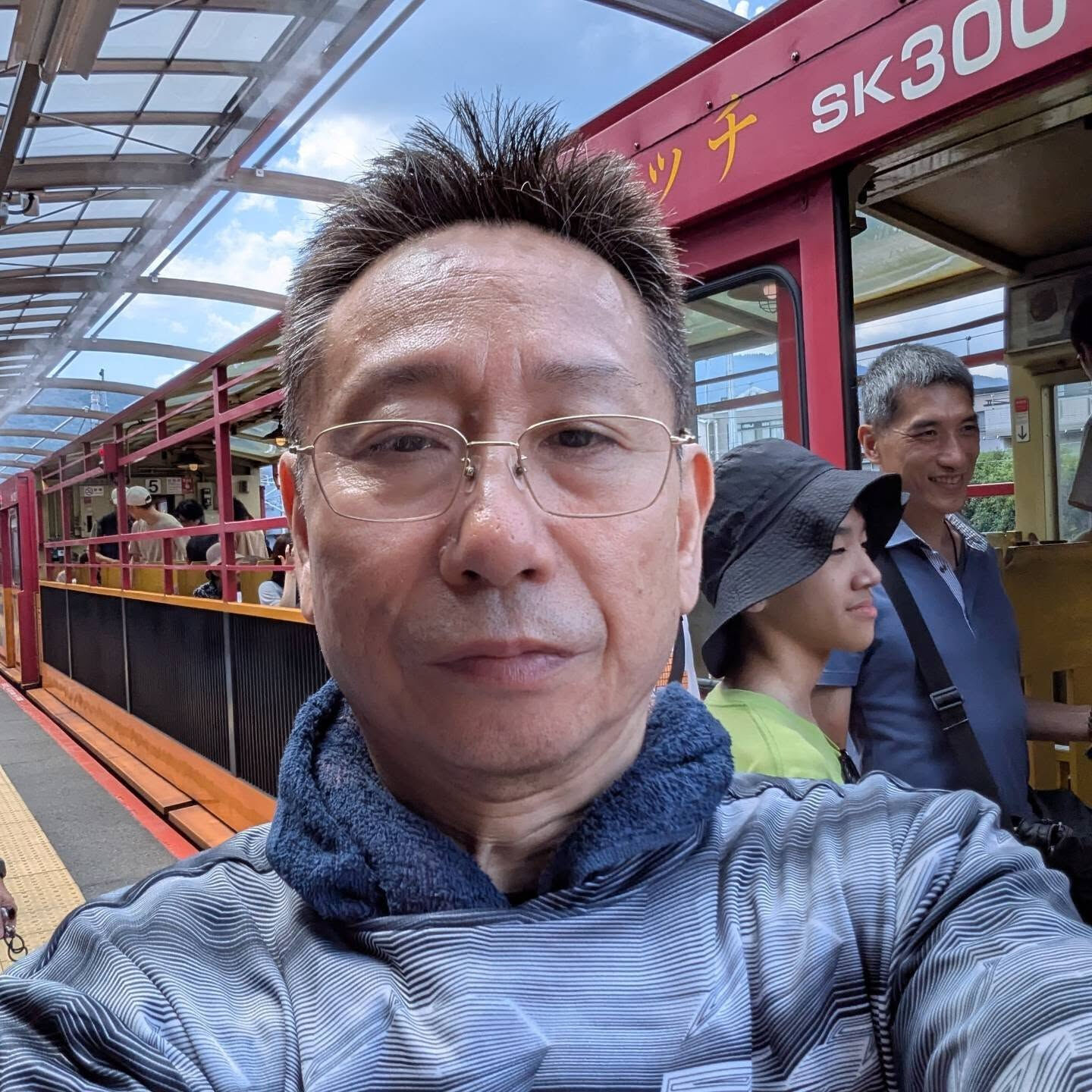 先日、京都のトロッコ列車に乗って来た